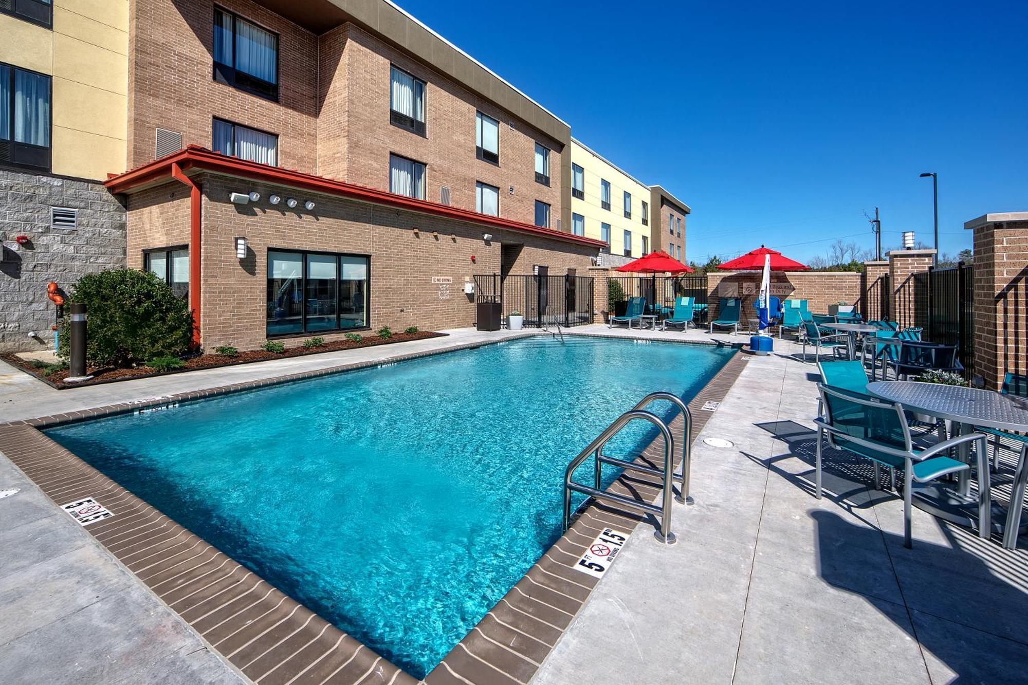 Towneplace Suites By Marriott Hattiesburg Extérieur photo