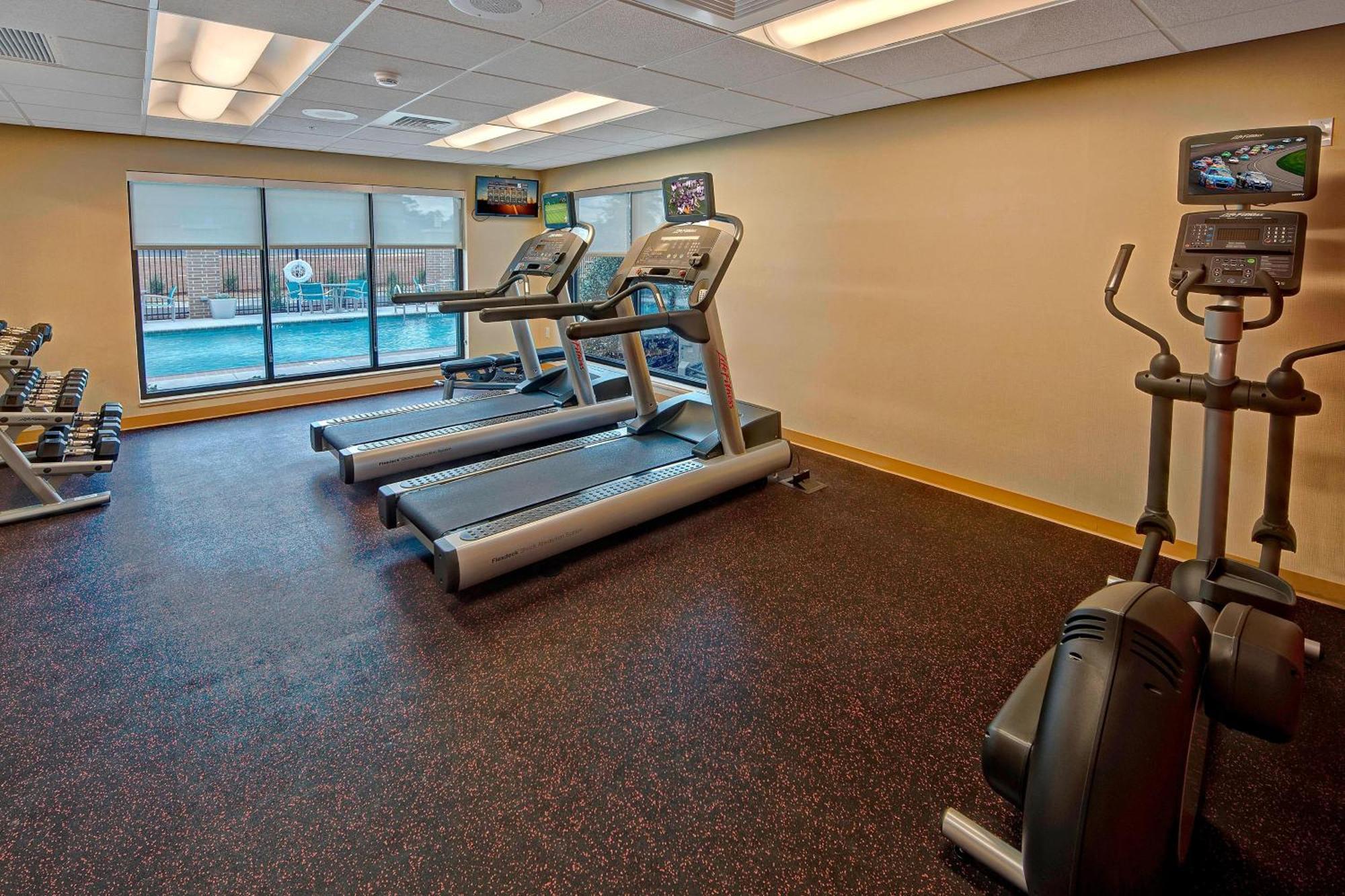 Towneplace Suites By Marriott Hattiesburg Extérieur photo